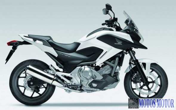 NC 700X Branca HONDA NC 700S e NC 700X 2012